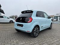 Gebraucht Renault Twingo Techno 44 kW (60 PS) 2023 Blau Kleinwagen