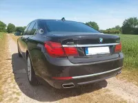Gebraucht BMW 750 381 PS (280 kW) 2015 Schwarz Limousine