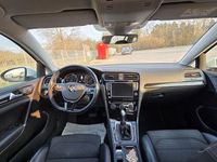 Gebraucht VW Golf VII Highline 150 PS (110 kW) 2017 Weiß Kombi