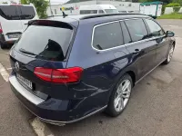Gebraucht VW Passat Highline 218 PS (160 kW) 2016 Night blue metallic Kombi