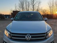 Gebraucht VW Tiguan 122 PS (89 kW) 2012 Silber SUV