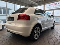 Gebraucht Audi A3 Ambition 125 PS (91 kW) 2010 Weiß Kleinwagen
