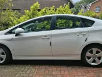 Gebraucht Toyota Prius 136 PS (100 kW) 2010 Weiß Kleinwagen