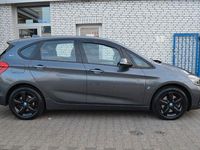 Gebraucht BMW 225 Advantage 136 PS (100 kW) 2018 Grau Kombi