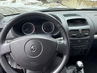 Gebraucht Renault Clio II 75 PS (55 kW) 2006 Grau Kleinwagen