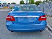 Gebraucht Mercedes E350 265 PS (194 kW) 2011 Blau Limousine