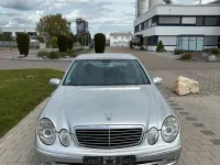 Gebraucht Mercedes E270 Avantgarde 177 PS (130 kW) 2003 Silber Limousine