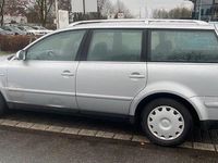 Second-hand VW Passat 116 CP (85 kW) 2003 Argintiu Break