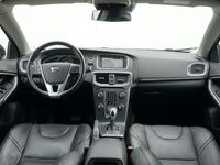 gebraucht Volvo V40 Momentum (Leder,Navi,PDC,AHK)