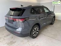 Gebraucht VW Tiguan Life 150 PS (110 kW) 2024 [b0b0] delfingrau metallic SUV