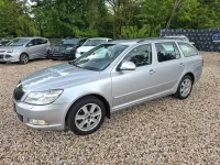 Gebraucht Skoda Octavia Elegance 122 PS (89 kW) 2010 Silber Kombi