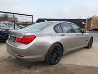 Gebraucht BMW 730 Sport Line 245 PS (180 kW) 2008 Beige Limousine