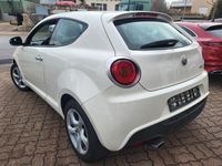 Gebraucht Alfa Romeo MiTo 77 PS (56 kW) 2018 Weiß Kleinwagen