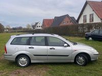 Gebraucht Ford Focus Futura 101 PS (74 kW) 2002 Grau Kombi