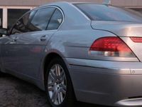 Gebraucht BMW 760L 445 PS (327 kW) 2003 Silber Limousine