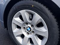 Gebraucht BMW 523 177 PS (130 kW) 2005 Silber Limousine