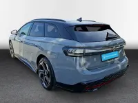 Gebraucht VW ID.7 GTX 250 kW (340 PS) 2025 Grau Kombi