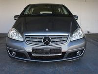 Gebraucht Mercedes A180 Avantgarde 109 PS (80 kW) 2011 Grau Limousine