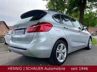 Gebraucht BMW 218 Sport Line 140 PS (102 kW) 2018 Glaciersilber a83 Van / Kleinbus