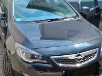 Gebraucht Opel Astra Sport 140 PS (102 kW) 2011 Schwarz Kombi