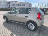 Gebraucht Dacia Sandero 75 PS (55 kW) 2010 Grau Limousine