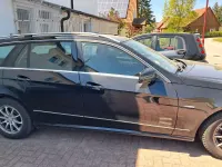Gebraucht Mercedes E220 Avantgarde 170 PS (125 kW) 2011 Schwarz Kombi