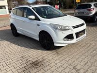 Gebraucht Ford Kuga Individual 163 PS (119 kW) 2014 Weiß SUV
