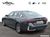 Gebraucht BMW 520 Sport Line 197 PS (144 kW) 2024 Sophistograu brillanteffekt Limousine