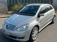 Gebraucht Mercedes E200 193 PS (141 kW) 2007 Silber Limousine