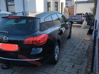 Gebraucht Opel Astra 131 PS (96 kW) 2013 Schwarz Kombi