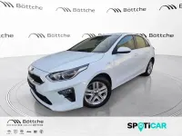 Gebraucht Kia Ceed Edition 7 101 PS (74 kW) 2021 Weiß Kleinwagen