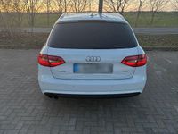 Gebraucht Audi A4 Attraction 120 PS (88 kW) 2013 Weiß Kombi