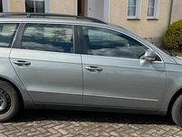 Usata VW Passat 122 CV (89 kW) 2009 Grigio Station wagon