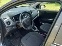 Gebraucht Hyundai i10 Pure 87 PS (63 kW) 2019 Grau Kleinwagen