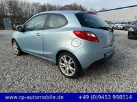 Gebraucht Mazda 2 Inclusive 86 PS (63 kW) 2009 Blau Kleinwagen