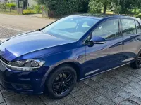 Gebraucht VW Golf VII Trendline 116 PS (85 kW) 2019 Blau Limousine