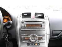 Gebraucht Toyota Auris 101 PS (74 kW) 2009 Silber Kleinwagen