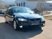 Gebraucht BMW 320 170 PS (125 kW) 2008 Blau Limousine
