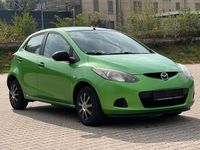 Gebraucht Mazda 2 Independence 75 PS (55 kW) 2009 Grün Limousine