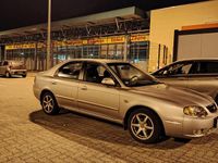 Gebraucht Kia Shuma 111 PS (81 kW) 2003 Silber Kleinwagen