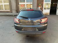 Gebraucht Renault Mégane GrandTour Dynamique 130 PS (95 kW) 2011 Grau Kombi