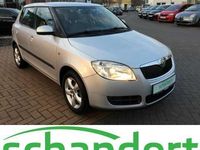 Gebraucht Skoda Fabia Style 60 PS (44 kW) 2009 Silber metallic Kleinwagen