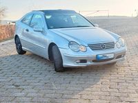 Gebraucht Mercedes C180 143 PS (105 kW) 2003 Silber Coupé