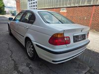Gebraucht BMW 325 192 PS (141 kW) 2001 Alpinweiss 3 Limousine