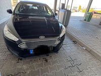 Second-hand Ford Focus Titanium 120 CP (88 kW) 2015 Negru Break