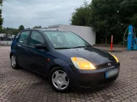 Gebraucht Ford Fiesta 70 PS (51 kW) 2004 Blau Kleinwagen