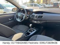 Gebraucht Renault Laguna III 110 PS (80 kW) 2009 Weiß Limousine