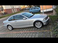 Gebraucht BMW 320 150 PS (110 kW) 2000 Silber Coupé