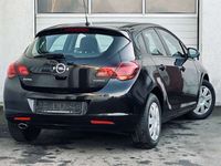 gebraucht Opel Astra 1.4 Lim. 5-trg.*XENON*TEMPO*TÜV 08.2025