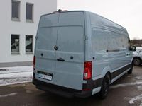 Gebraucht VW Crafter 177 PS (130 kW) 2024 Flanellgrau Van